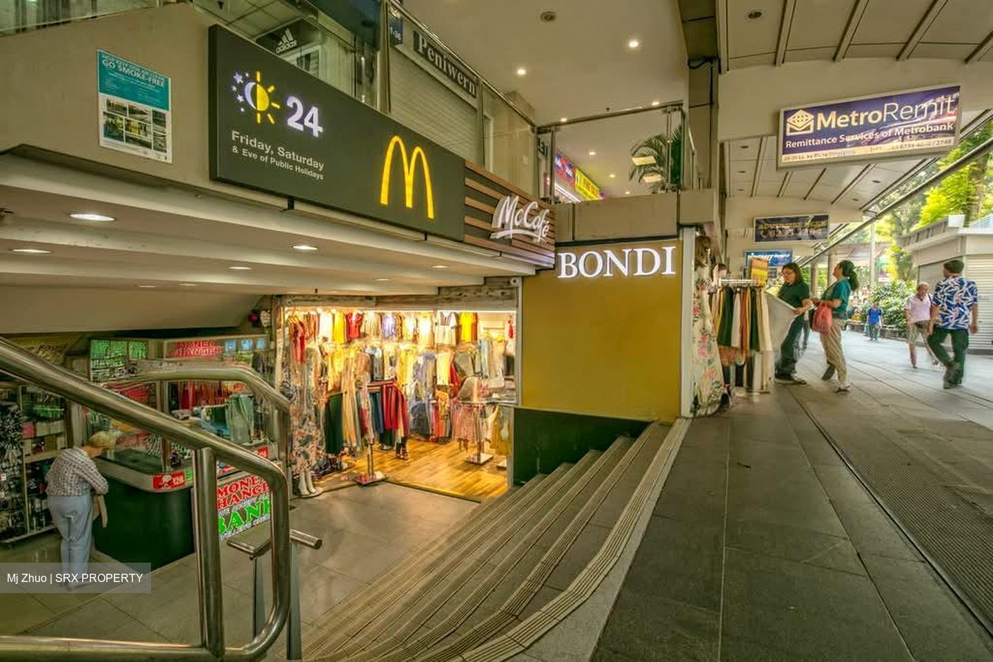 Lucky Plaza (D9), Retail #575758111